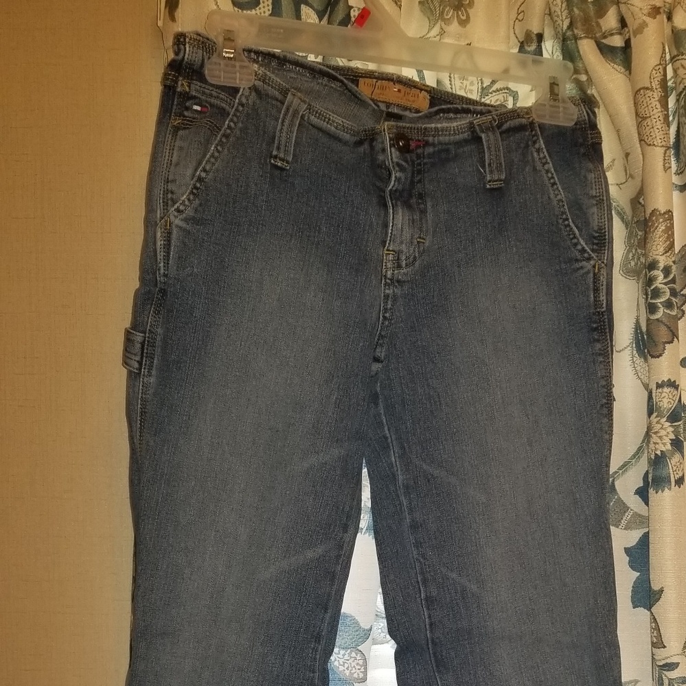 Women's size 3 Tommy Hilfiger boot leg jeans